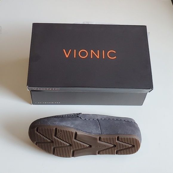 Vionic suede loafers - Picture 2 of 4